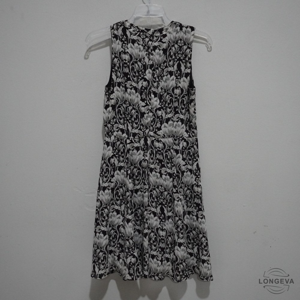 VESTIDO BANANA REPUBLIC 4 MULTICOLOR MONOGRAMA - Image 2