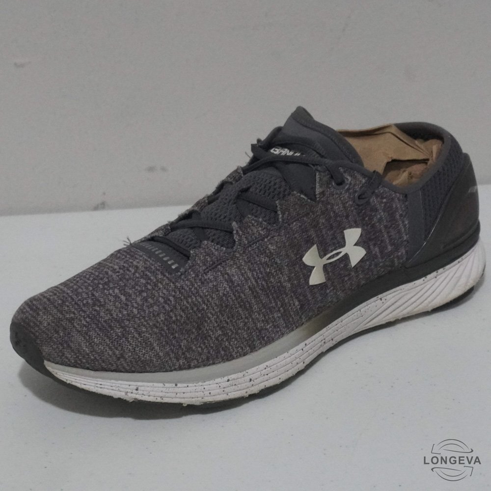 TENIS UNDER ARMOUR 28.5 CM GRIS/BLANCO CHARGED BANDIT 3 - Image 2