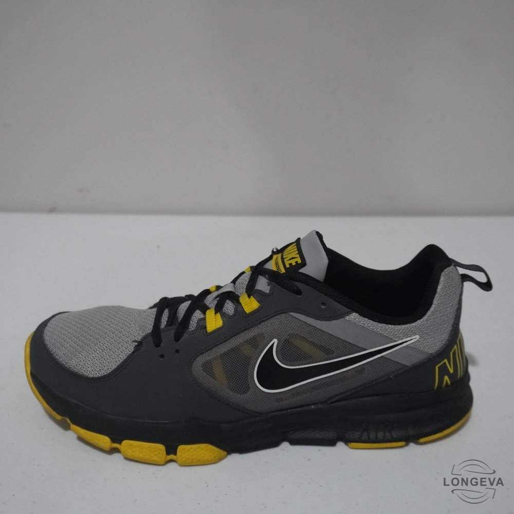 TENIS NIKE 29.5 CM GRIS/AMARILLO VELOCY TRAINNING - Image 2