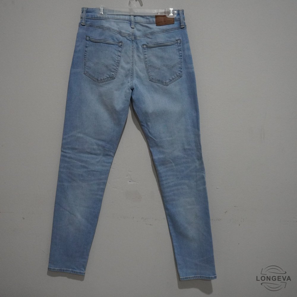 PANTALON MEZCLILLA AMERICAN EAGLE 30X34 AZUL LISA - Image 2