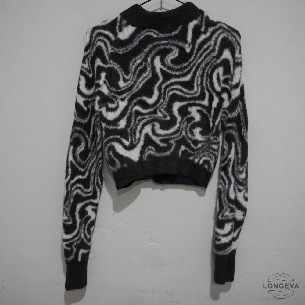 SUETER URBAN OUTFITTERS M GRIS MONOGRAMA - Image 2