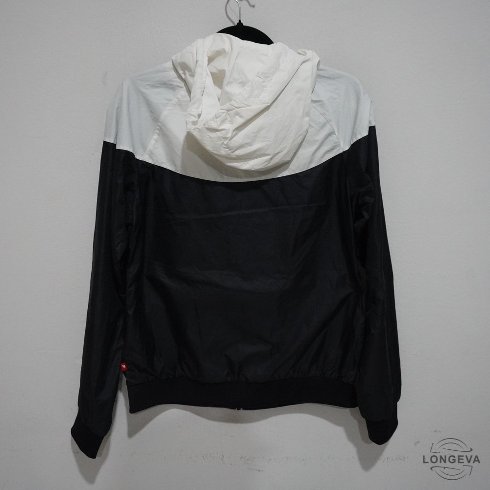 ROMPEVIENTO NIKE S BLANCO LISA - Image 2