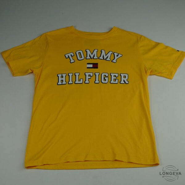 PLAYERA TOMMY HILFIGER L AMARILLO LOGO