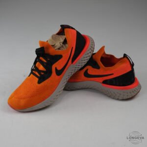 TENIS NIKE 25 CM NARANJA/GRIS REACT FLYKNIT