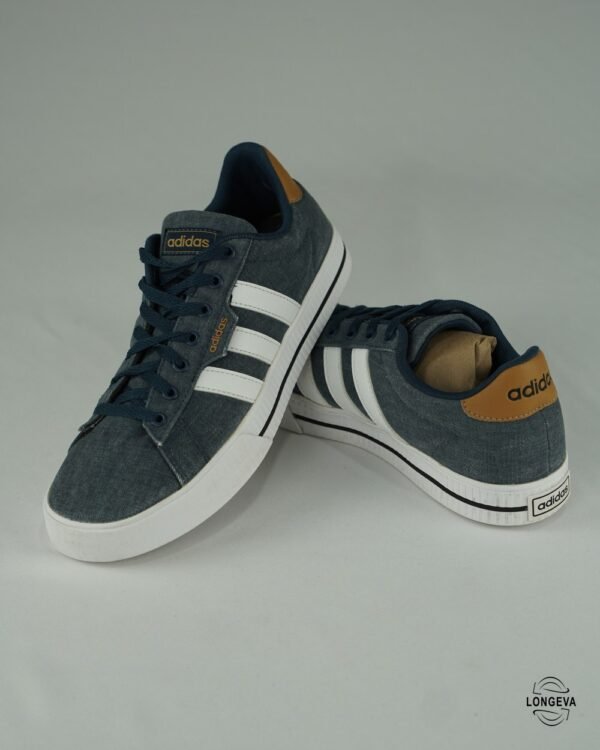 TENIS ADIDAS 26.5 CM AZUL/BLANCO DAILY 3.0
