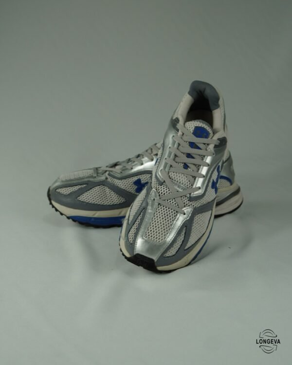 TENIS UNDER ARMOUR 29.5 CM GRIS/NEGRO APPARITION