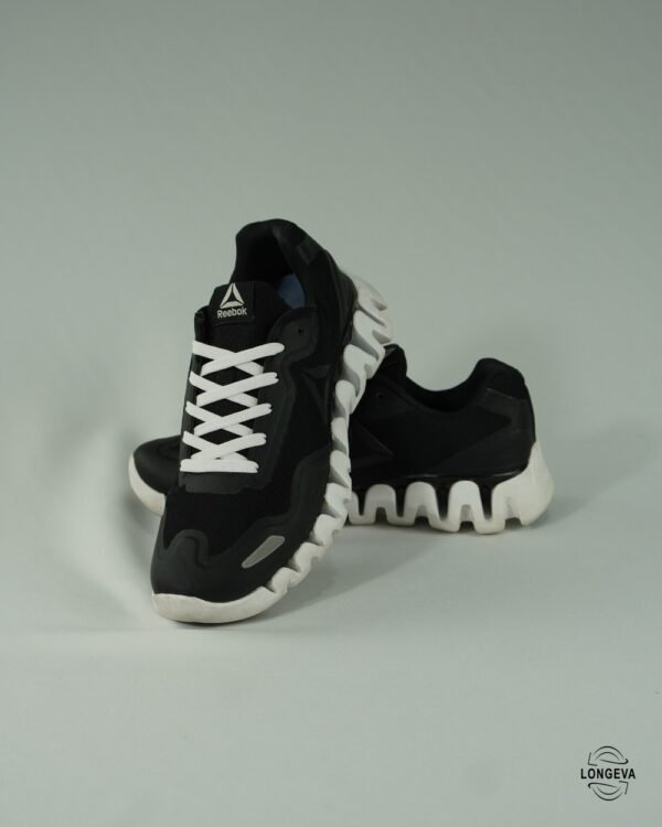 TENIS REEBOK 26 CM NEGRO/BLANCO ZIG PULSE