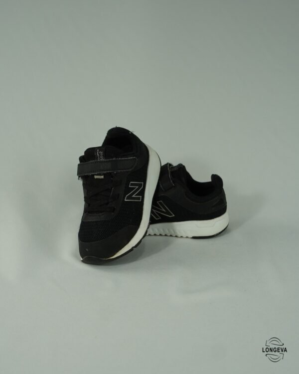 TENIS NEW BALANCE 15.5 CM NEGRO/BLANCO 455V2