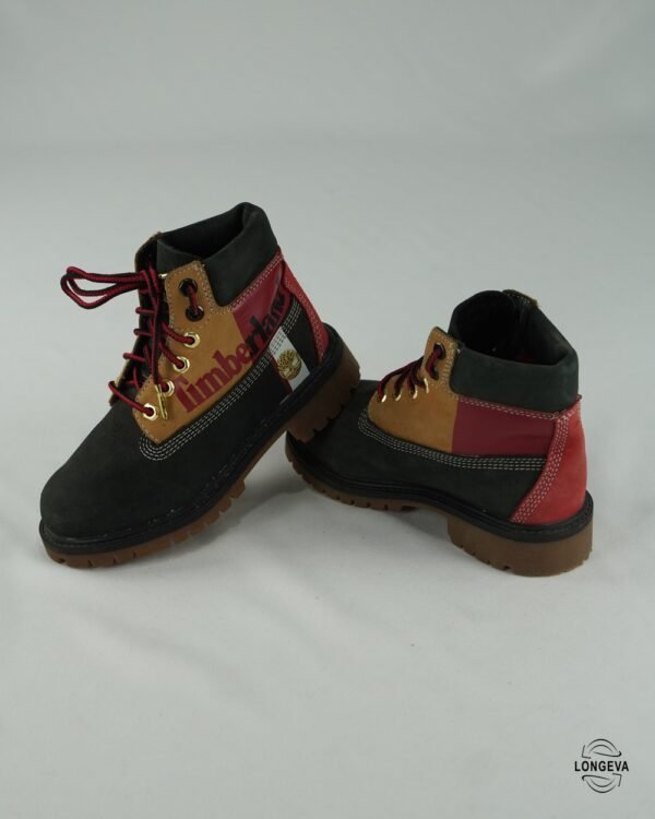 BOTAS TIMBERLAND 18 CM NEGRO/CAFÉ PATCH LOGO