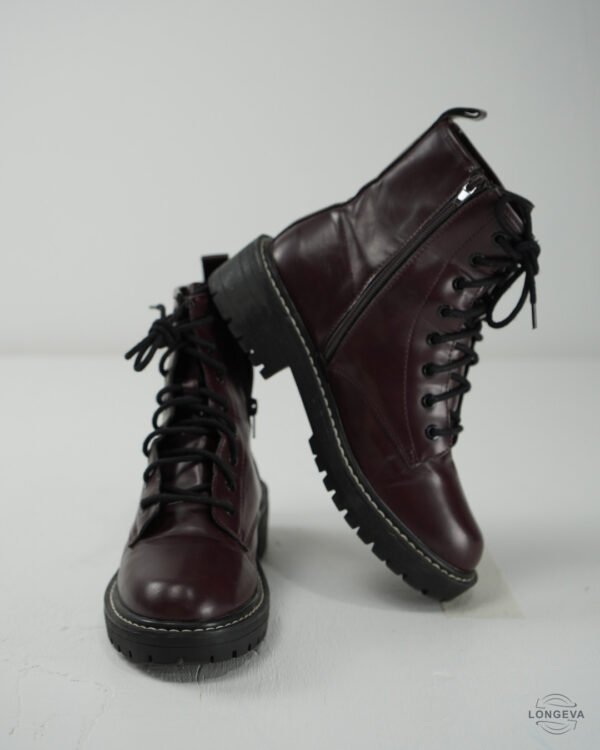 BOTAS FOREVER 21 25 CM GUINDA LISA