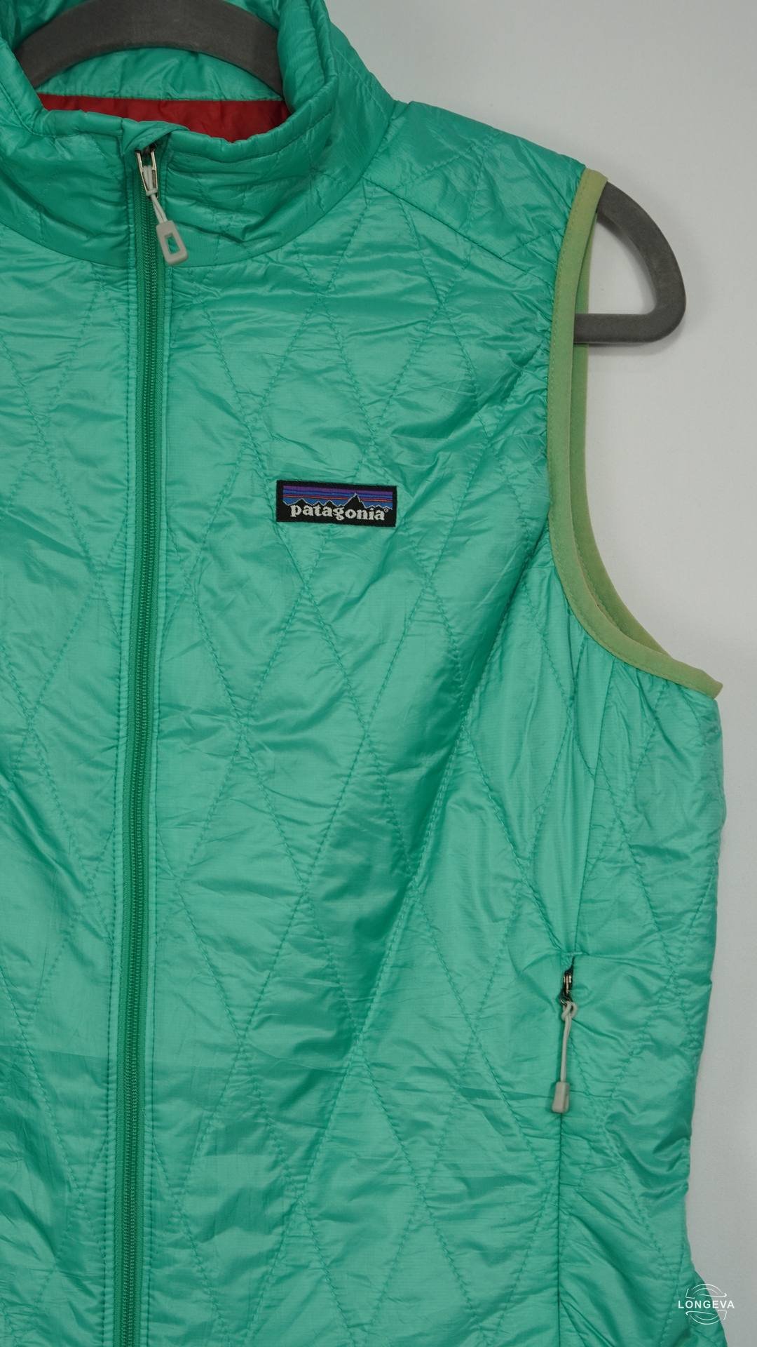 CHALECO PATAGONIA M VERDE LISA - Image 2