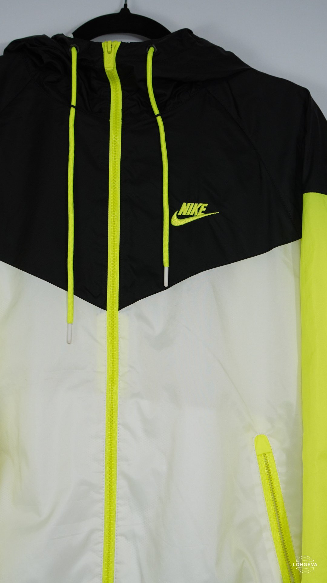 ROMPEVIENTO NIKE S BLANCO LISA - Image 2