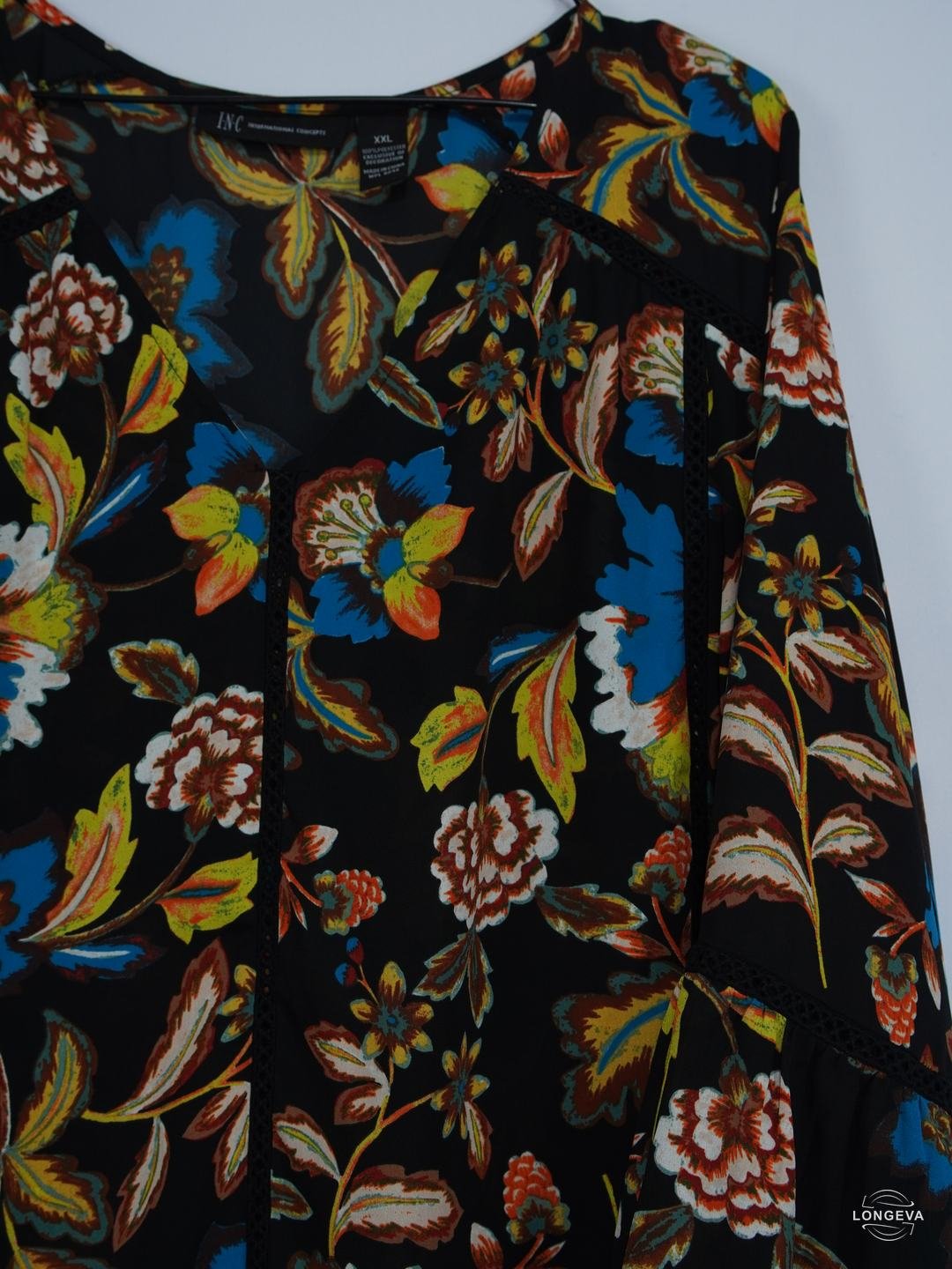BLUSA INC 2XL NEGRO FLORES - Image 2