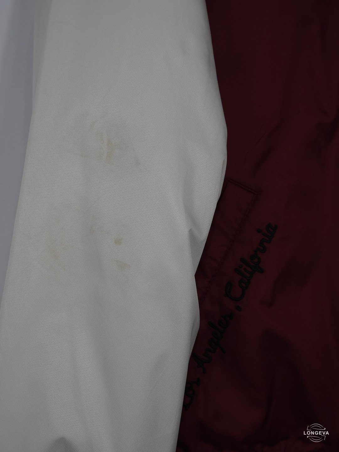 CHAQUETA HOLLISTER XL ROJO LOGO - Image 2
