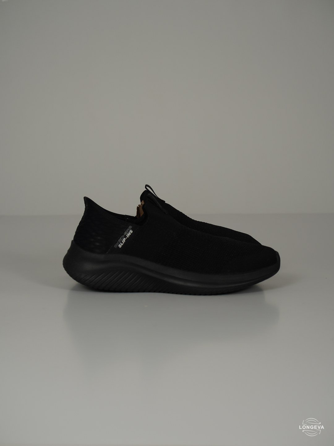 TENIS SKECHERS | NEGRO | HANDS FREE | 28 CM